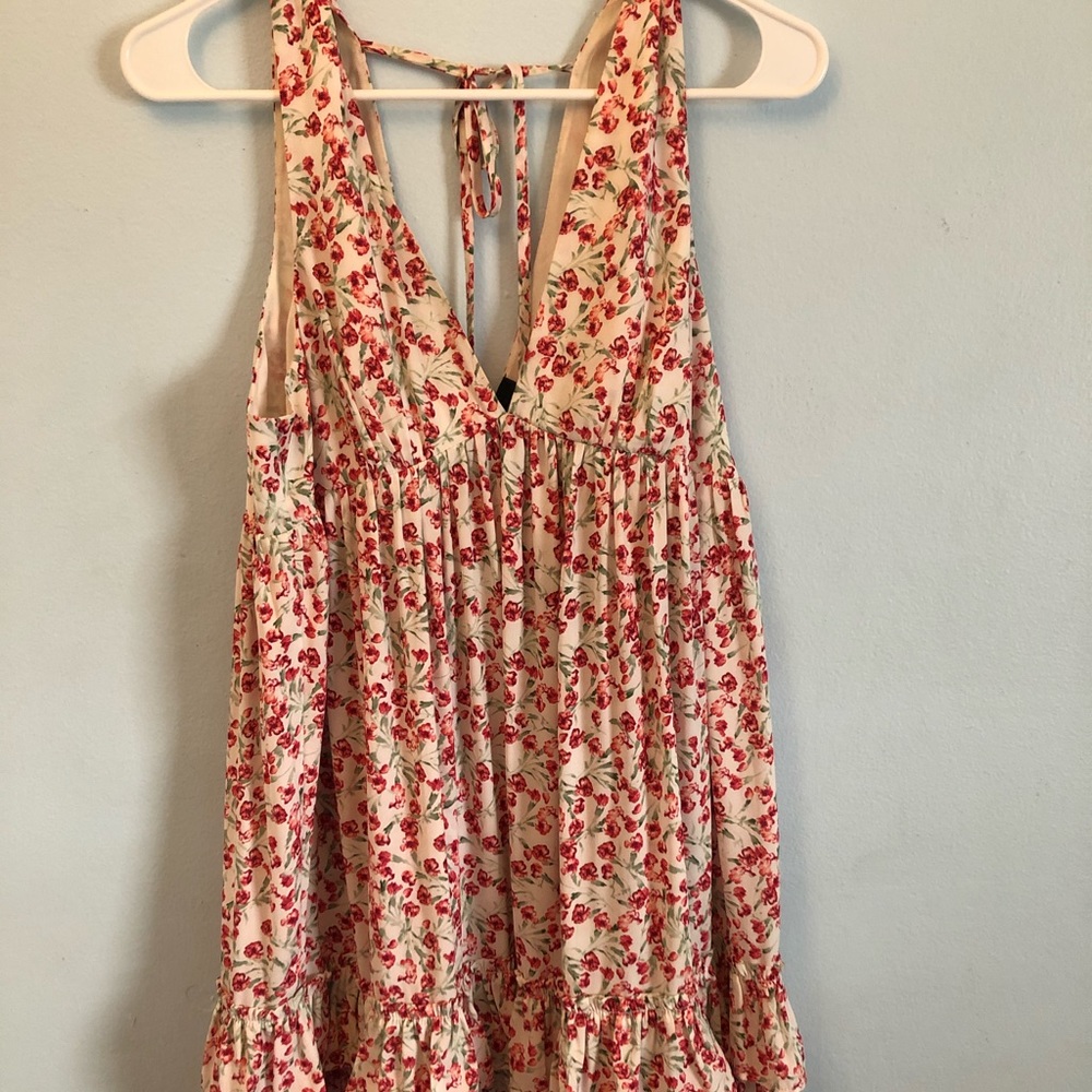 Flower print dress with tie up back